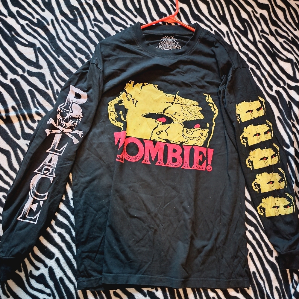 Palace Zombie! Long sleeve shirt + bag *bonus* Palace Flippin Roach Flipbook